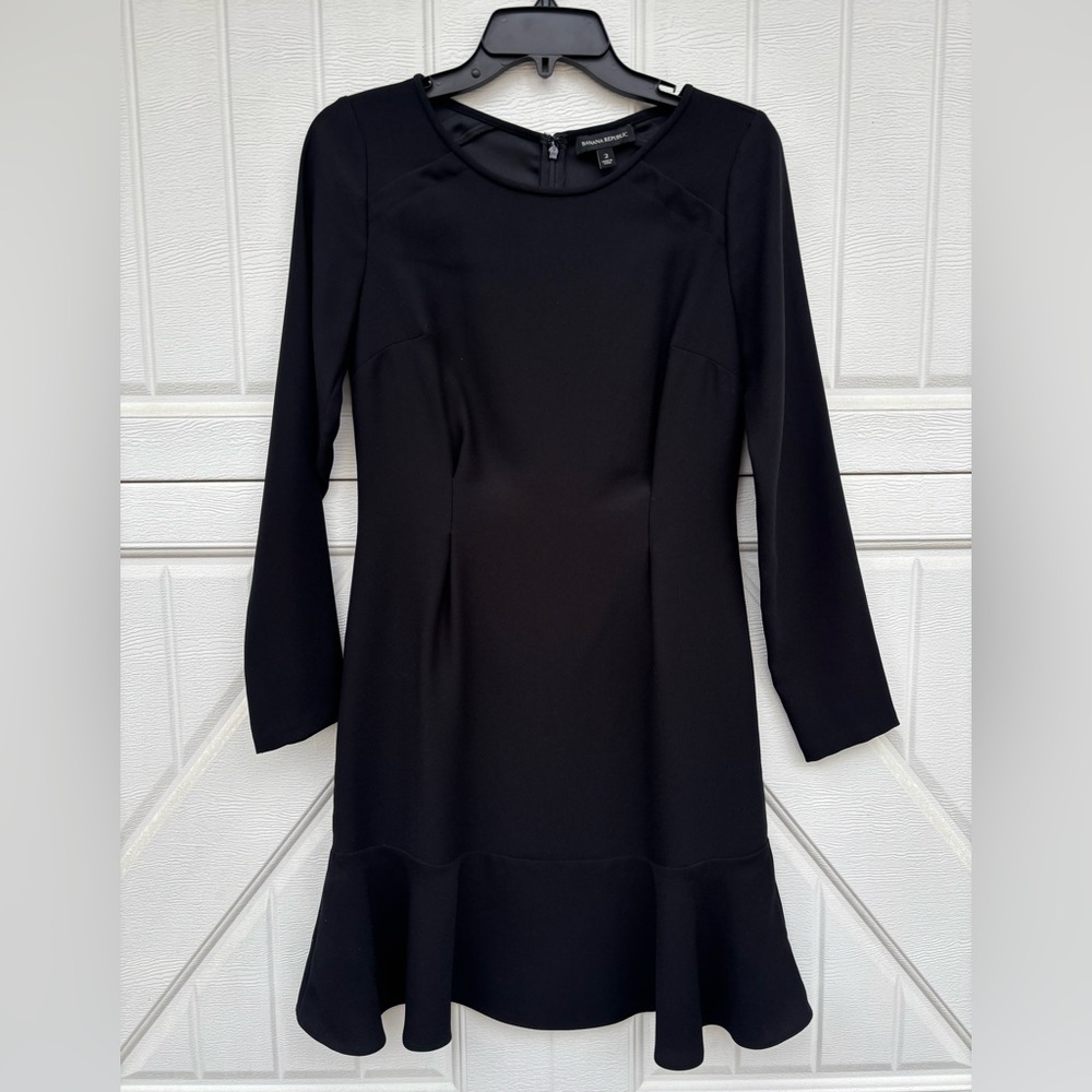 Banana Republic Black Fit & Flare Dress Size 2 3/4 Sleeve